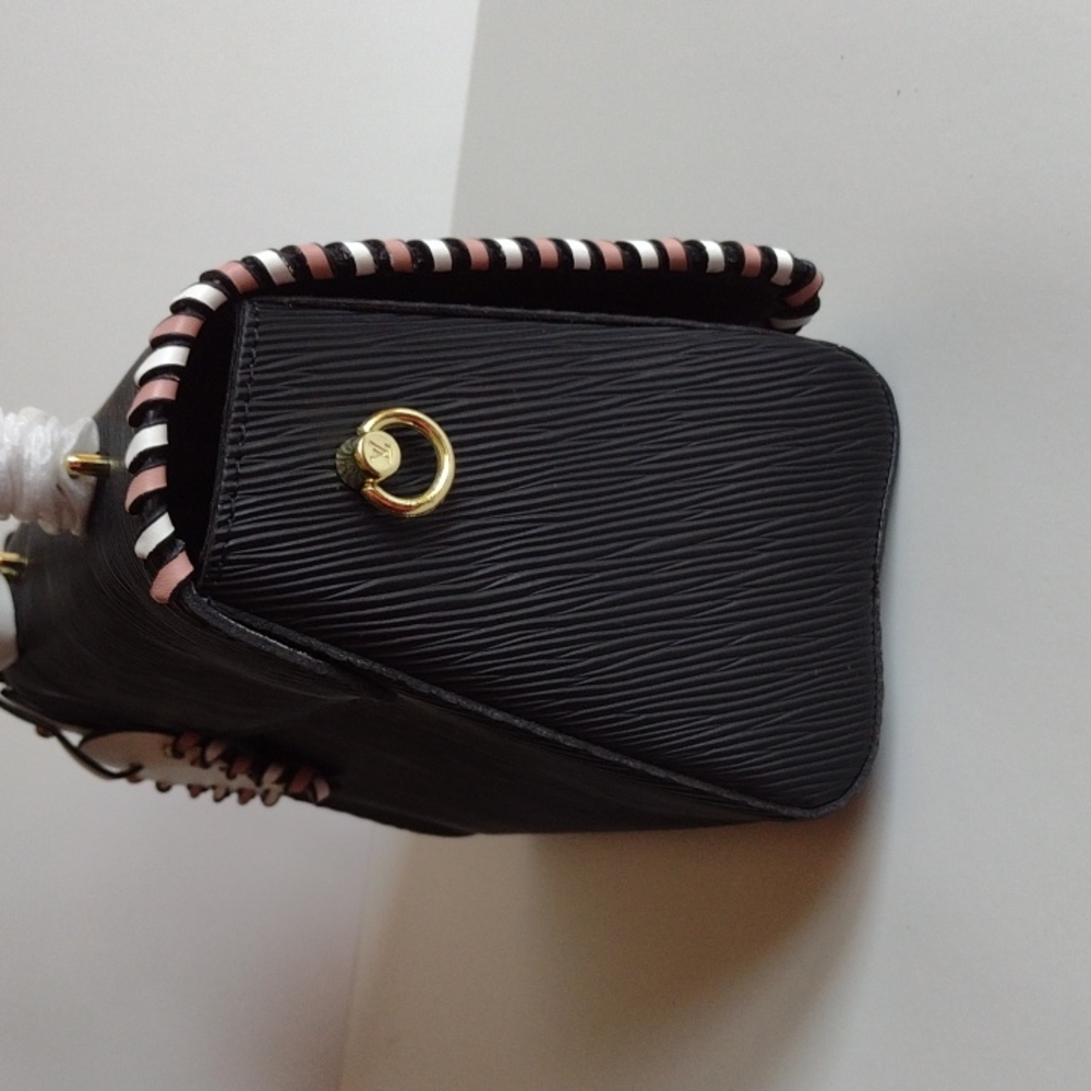 Fashion twist 2 way sling bag - Picture 9 of 12